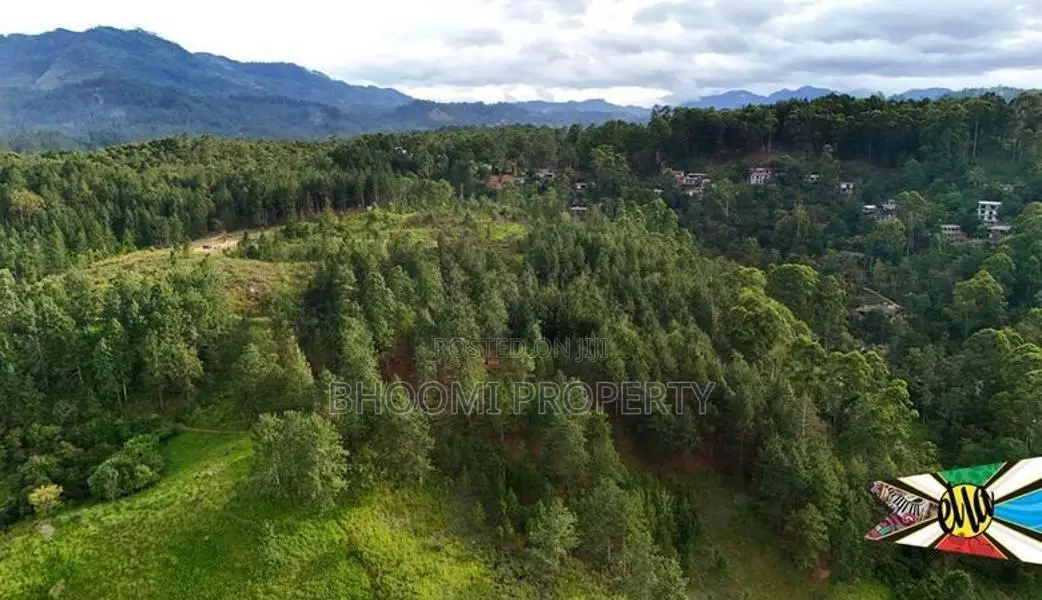 Land for sale in Ella
