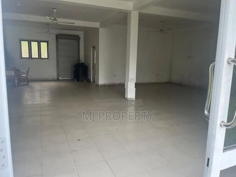 ( TS-1152) Valuable Commercial Land Sale in Godagama