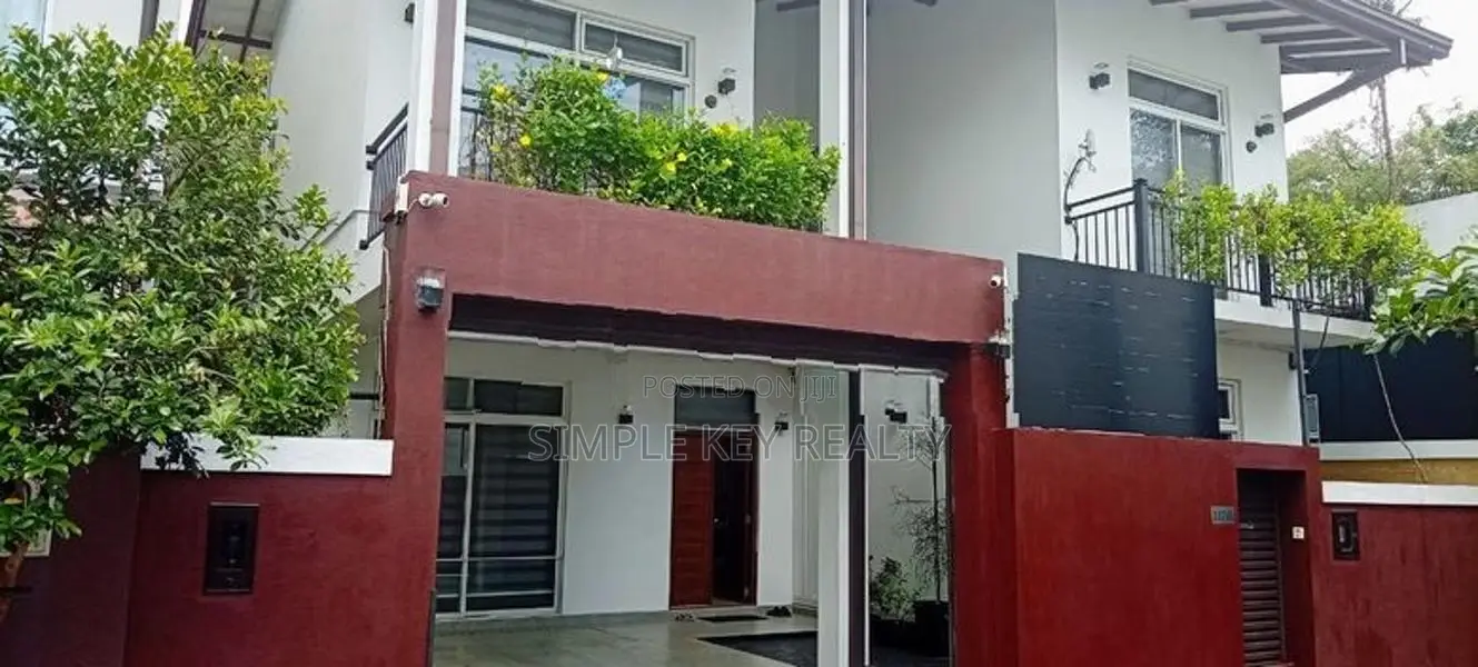 BB46-Beutiful two store house for sale in gampaha yakkala