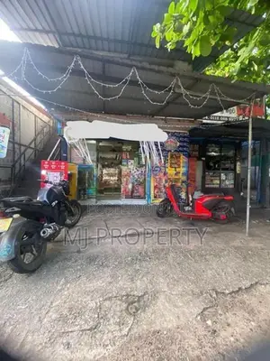 Maharagama Land with House Sale