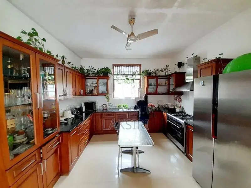 Luxury Modern House Rent Nawala Koswaththa