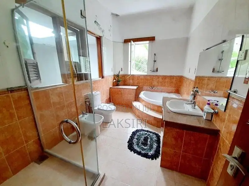 Luxury Modern House Rent Nawala Koswaththa