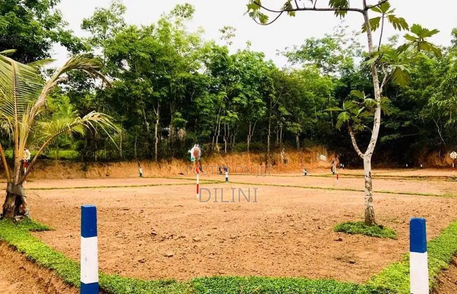 Kahathuduwa Land for Sale