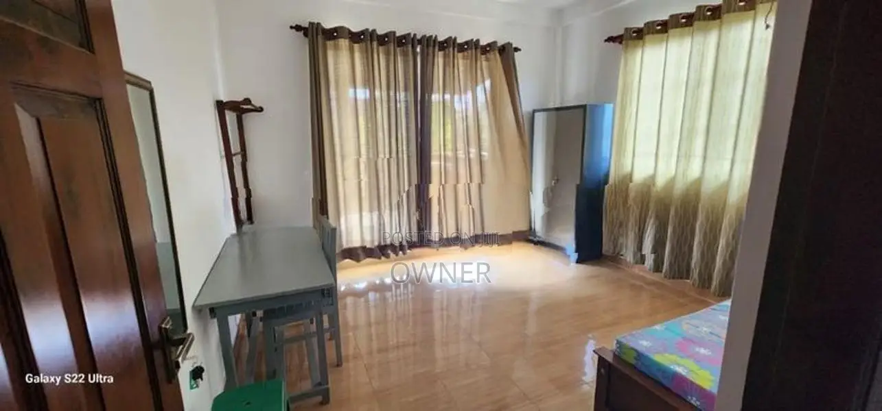 Rooms for Girls Rent in Piliyandala Town Center (only Girls)