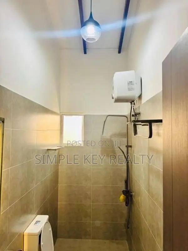B32 House for sale in gampaha yakkala