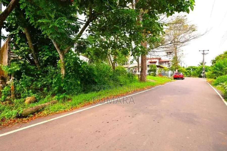 Residential Land for Sale in Kahathuduwa