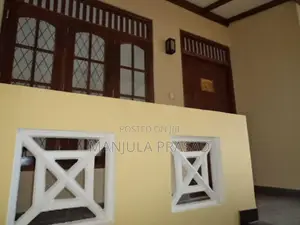 Upstairs House for Rent Pannipitiya