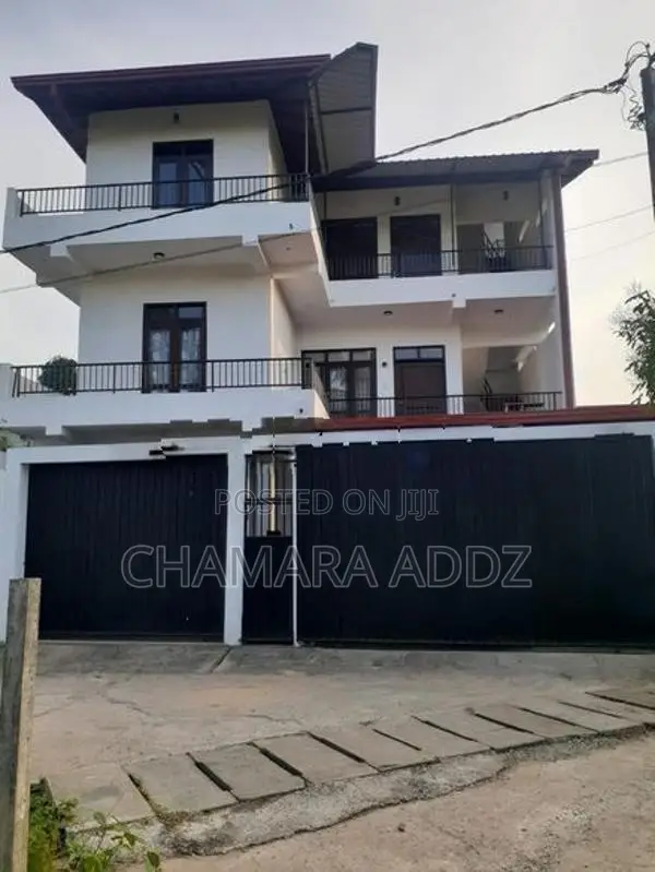 HOUSE FOR RENT KADUWELA