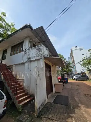 9-Room Building with Land Dale – Kirulapone, Colombo 5
