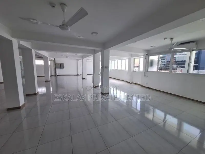 2nd Floor Office Space For Rent in Nawala - EC200