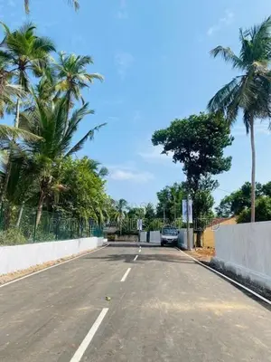 Land in Kandana