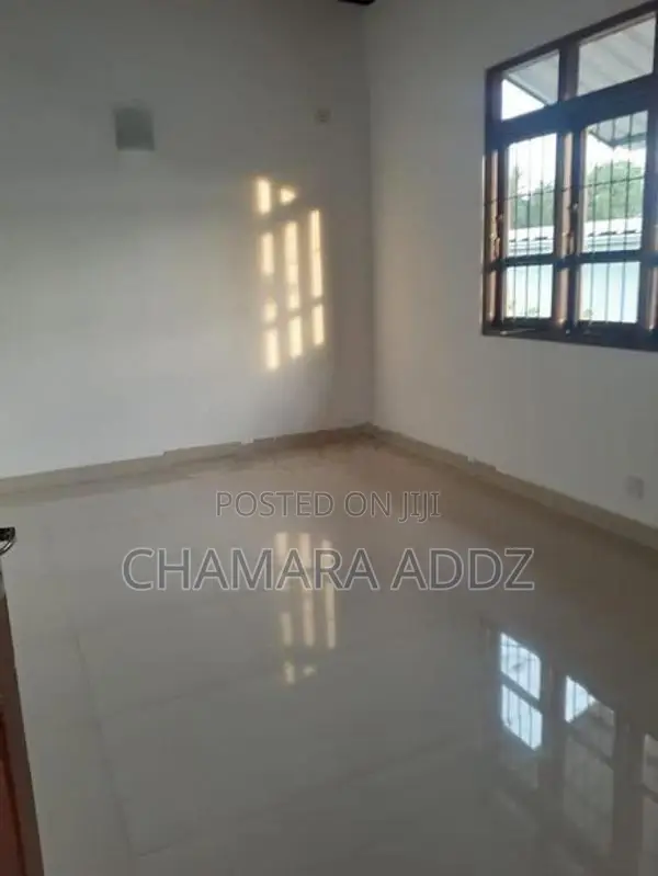 HOUSE FOR RENT KADUWELA