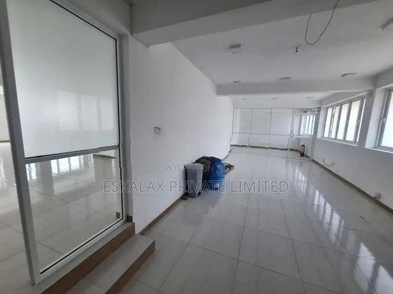 2nd Floor Office Space For Rent in Nawala - EC200