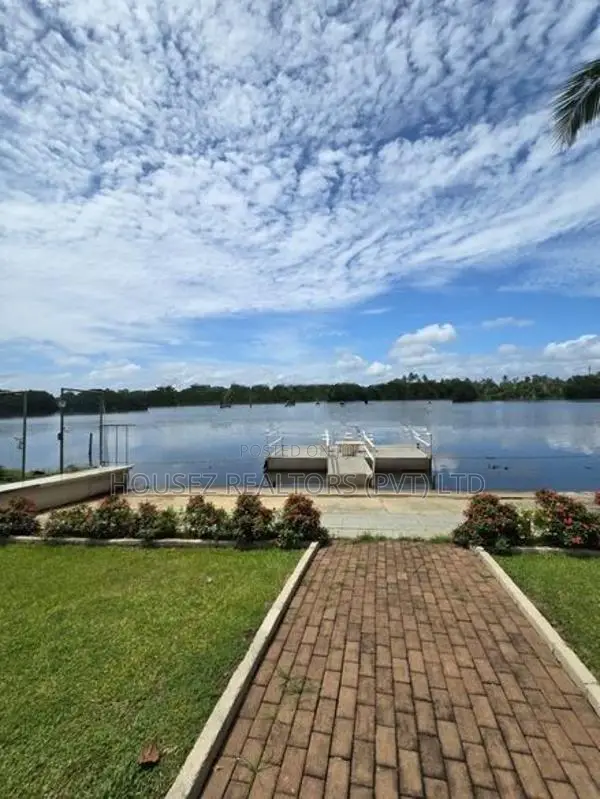 Luxury Riverfront House for Sale – Moratuwa
