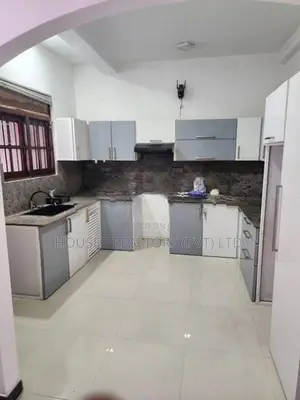 Spacious 6-Bedroom House for Sale – Kelaniya