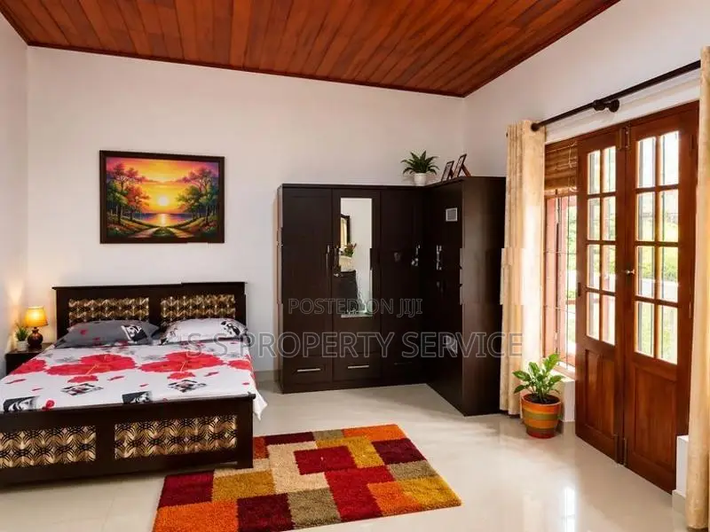 2 Story House for Sale in Kandy (ssph-433)