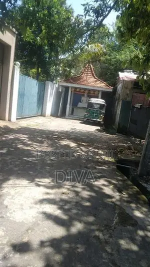 Single Story House for Sale Rathamala