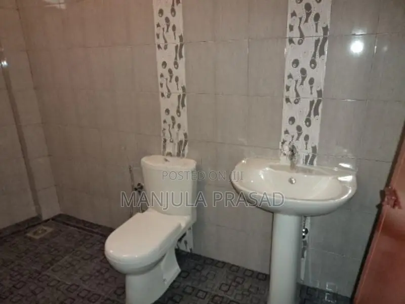Upstairs House for Rent Pannipitiya