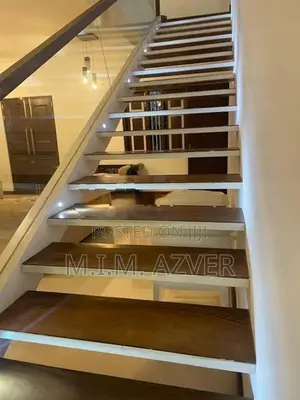 Luxury House for Sale in Kount Lavinia