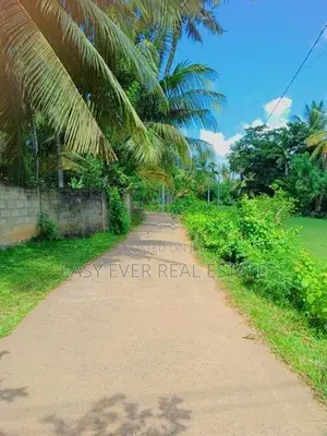 බෙලිඅත්ත – තංගල්ල ප්‍රධාන මාර්ගයට ආසන්නයෙන් බිම්කොටසක් - DU 13122