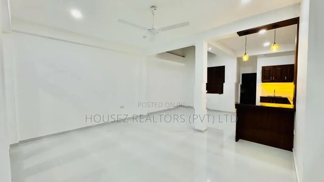 Brand-New 3-Bedroom House for Rent – Katunayake