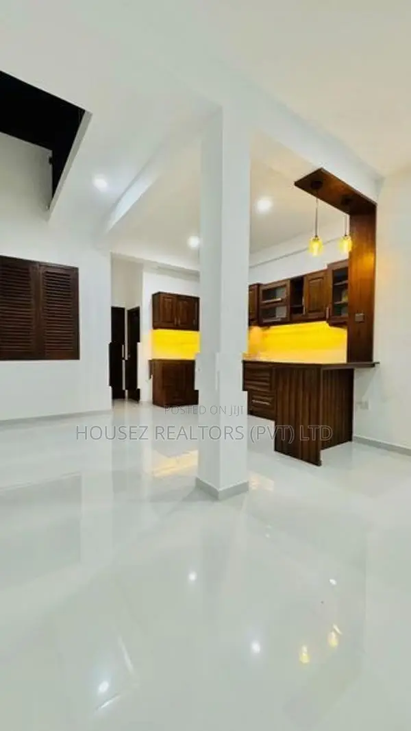 Brand-New 3-Bedroom House for Rent – Katunayake