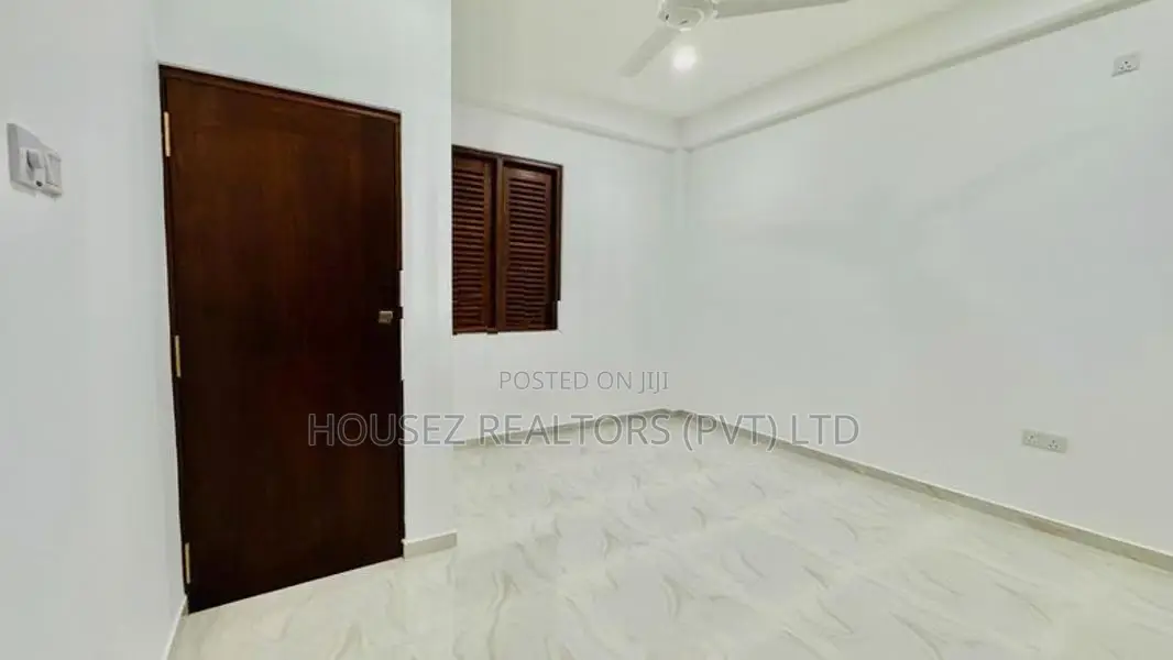 Brand-New 3-Bedroom House for Rent – Katunayake