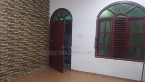 Single-Storey House for Sale in Wellampitiya