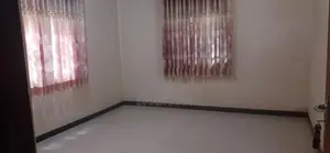 Sharing Room for Boys - Boralegamuwa