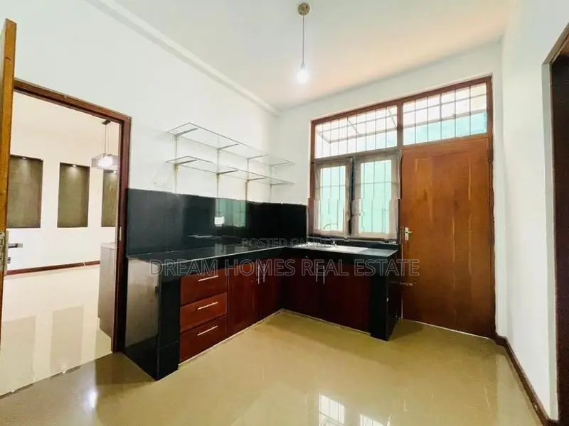 Modern Architect-Designed Luxury House for Sale – Wickramasinghepura,