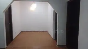 Single-Storey House for Sale in Wellampitiya