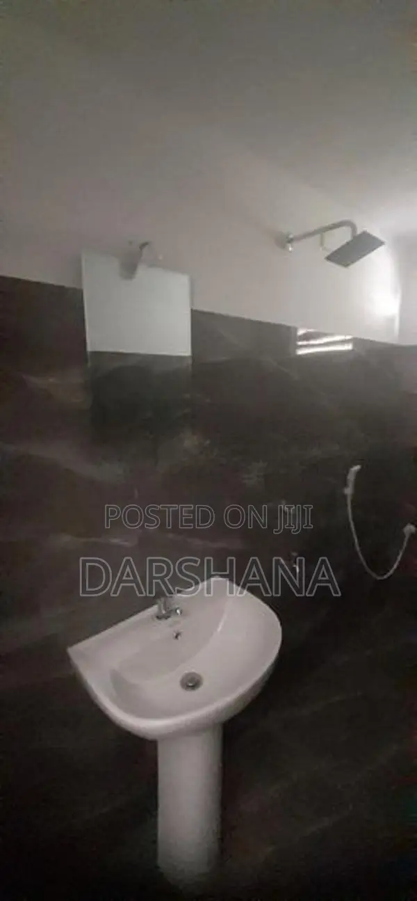 Sharing Room for Boys - Boralegamuwa