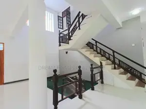 Newly Renovated 5 Bed House - Maharagama