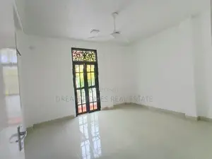 2 Storey 5 Bed House - Near Highlevel Rd Maharagama