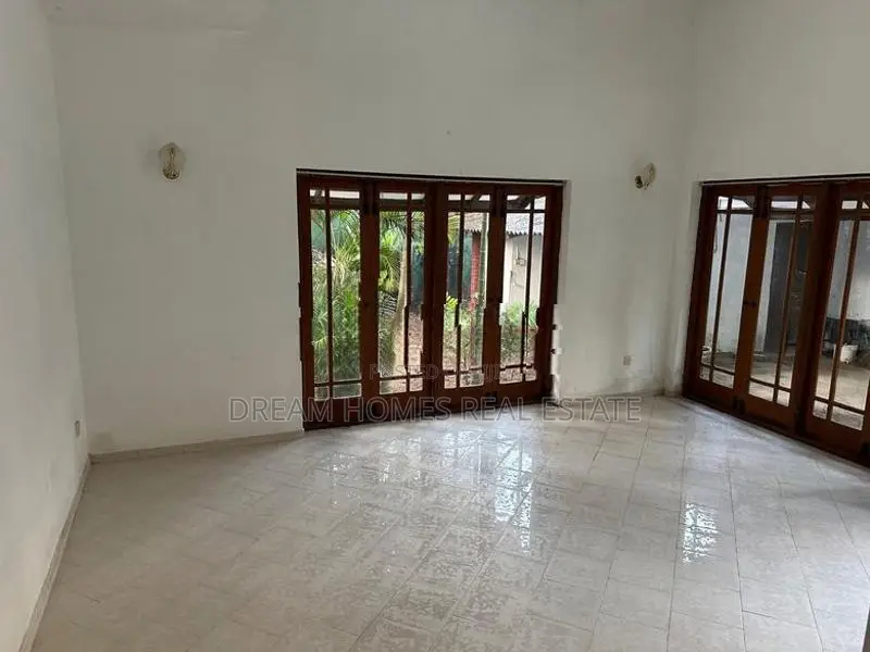 Spacious 3-Storey Dual-Home Property for Sale in Prime Pita Kotte