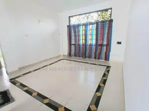 2 Storey 5 Bed House - Near Highlevel Rd Maharagama