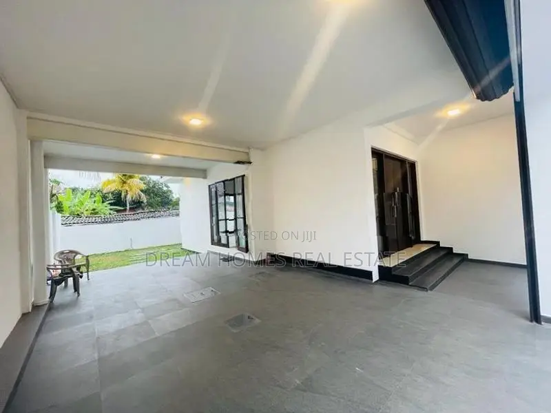 Modern Architectural Luxury Home for Sale – Mount Lavinia
