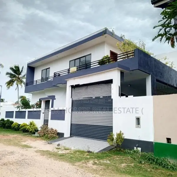 Luxury 2-Storey House for Sale – Thimbirgaskatuwa, Negombo