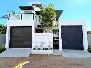 Brand New Luxury Two-Story Home in Piliyandala