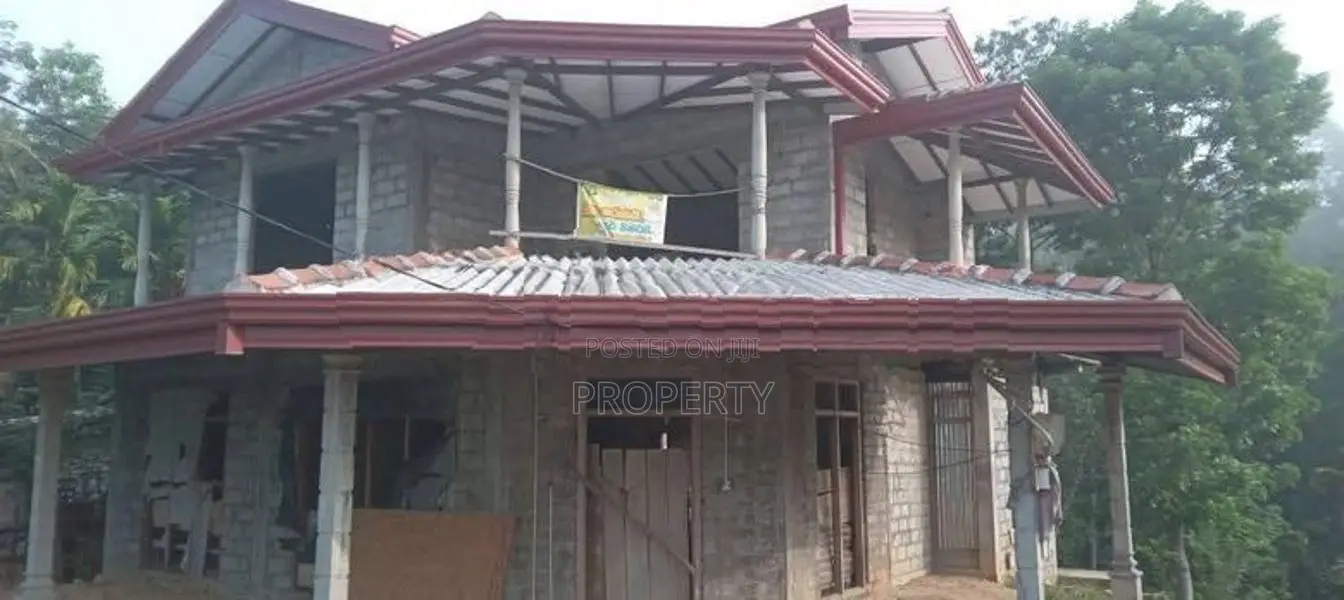 32Perch 5BR - House for sale in Kandy Warallegama