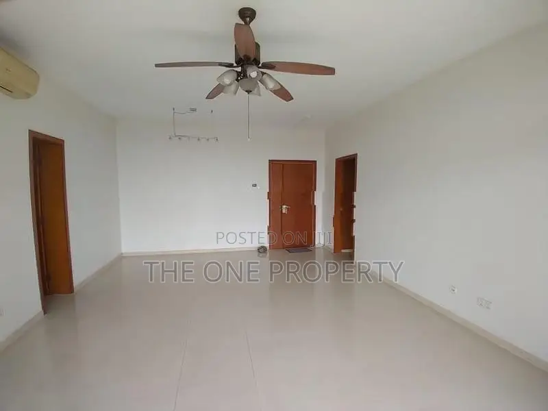Restaurant or Cafe space for Rent - Barnes place Colombo 7