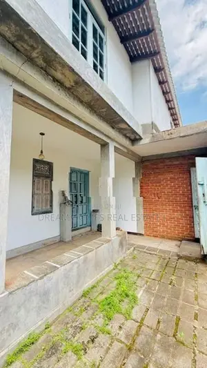 5 Bedroom House for Rent in Millennium City, Athurugiriya