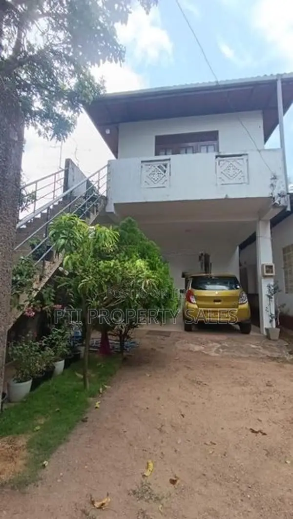 Land for Sale at Udahamulla - Nugegoda