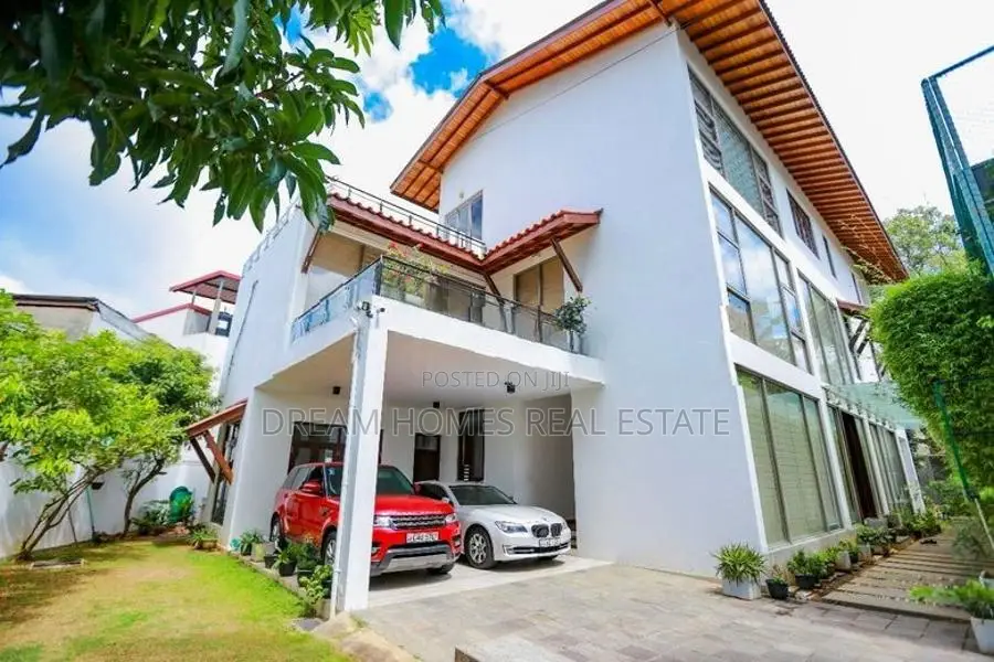 31 Perch Luxury Home for Sale – Nugegoda
