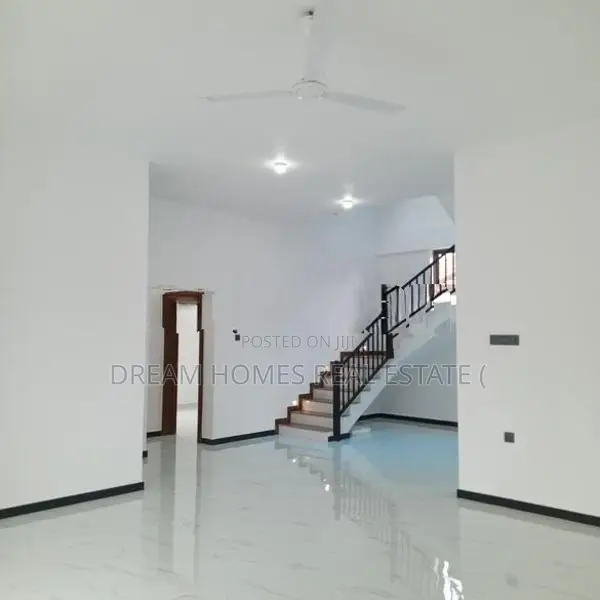 Luxury 2-Storey House for Sale – Thimbirgaskatuwa, Negombo