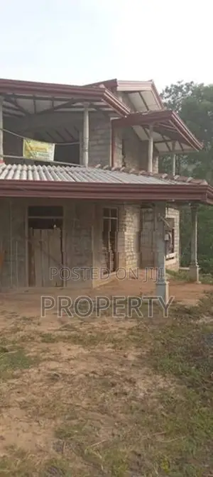 32Perch 5BR - House for sale in Kandy Warallegama