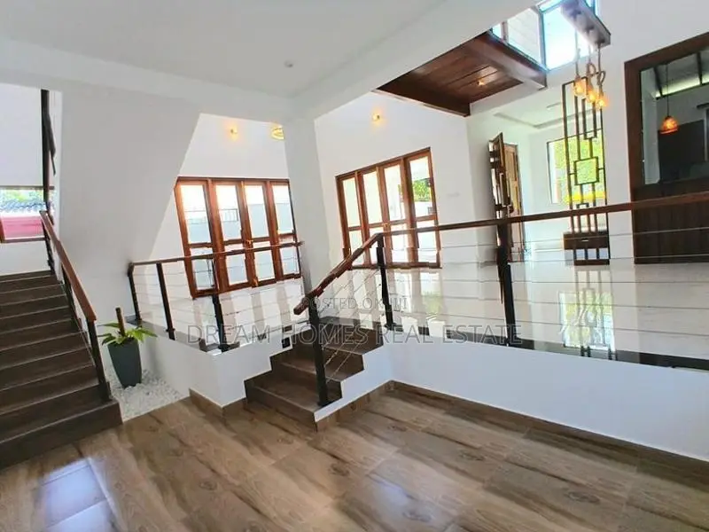 Luxury Brand New 2 Story House for Sale-Makandana