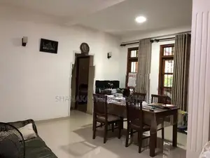 Modern 6-Bedroom Two-Storey House for Sale – Pilimathalawa, Kandy