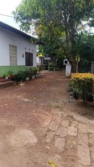 Land for Sale at Udahamulla - Nugegoda