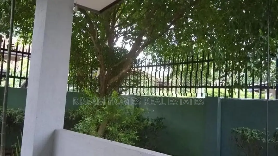 12 Perch House with Garden for Sale – Kiribathgoda